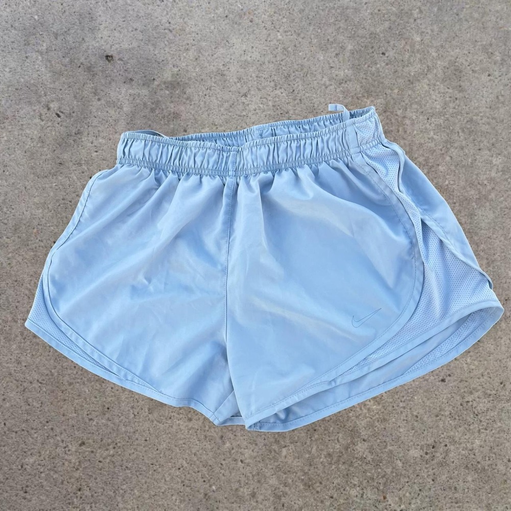 Nike Dri-FIT Grey‎ Running Athletic Shorts Lightweight Stretch Womens Small 3.5